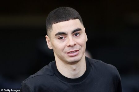 Newcastle set to just accept Atlanta United’s £10m supply for out-of-favour winger Miguel Almiron… with Magpies unlikely to signal a alternative regardless of Harvey Barnes’ damage